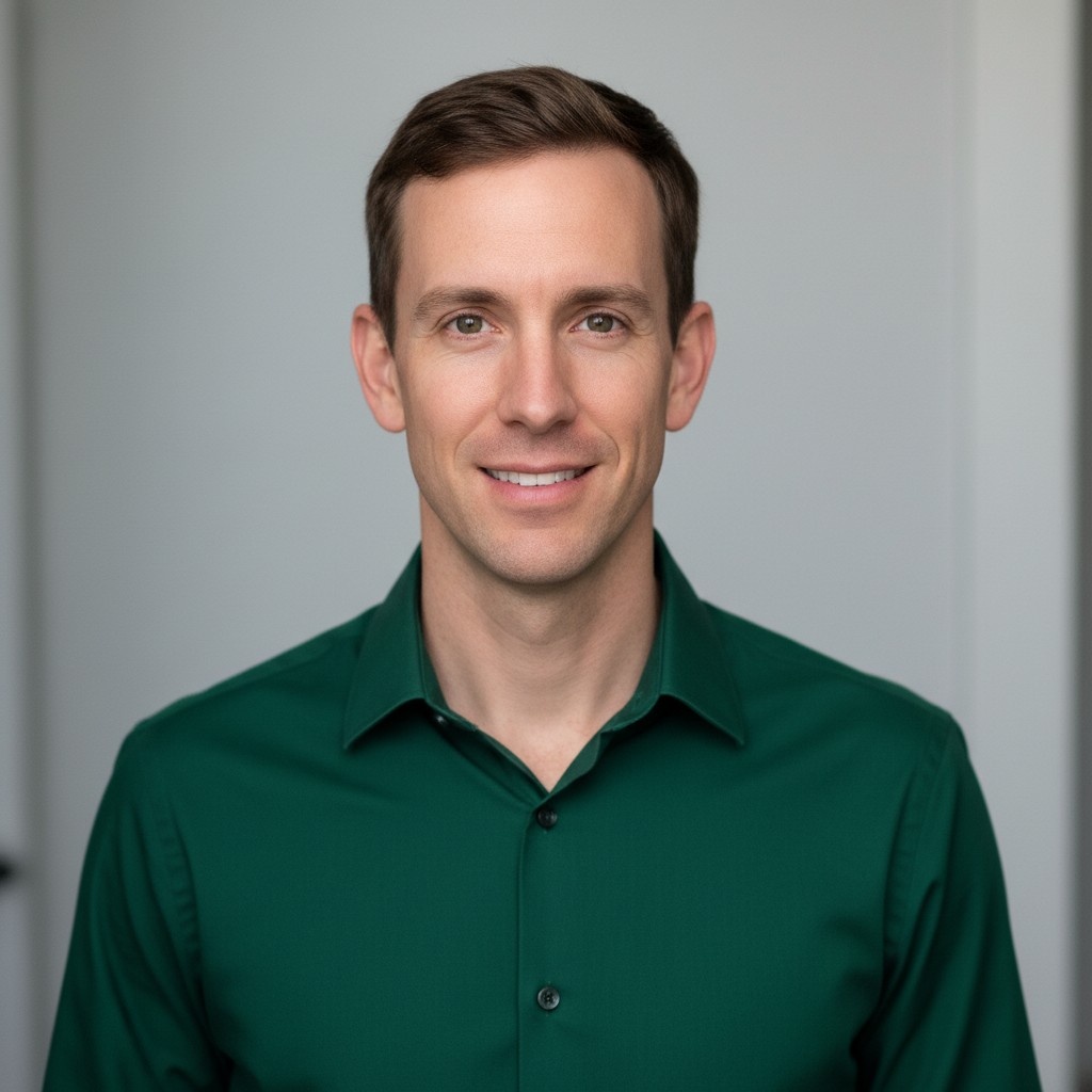 Jordan Whitmore, online coding tutor teaching application coding in Umatilla, OR